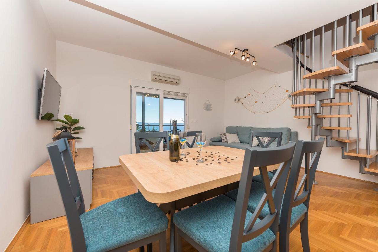 Deluxe 3 Bedroom Apartment With Sea View Башка-Вода Екстер'єр фото