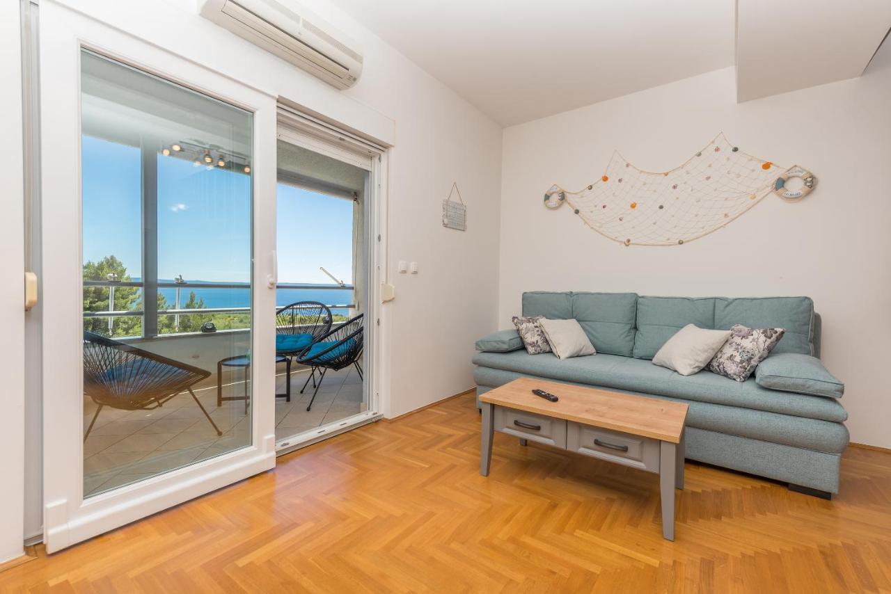 Deluxe 3 Bedroom Apartment With Sea View Башка-Вода Екстер'єр фото