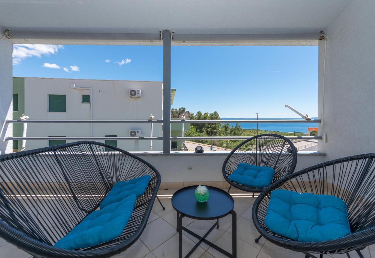 Deluxe 3 Bedroom Apartment With Sea View Башка-Вода Екстер'єр фото