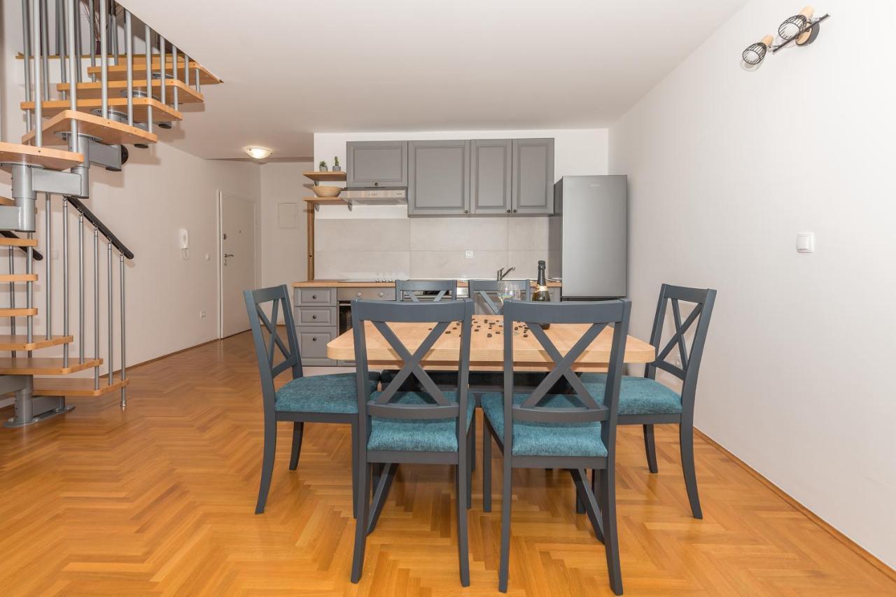 Deluxe 3 Bedroom Apartment With Sea View Башка-Вода Екстер'єр фото